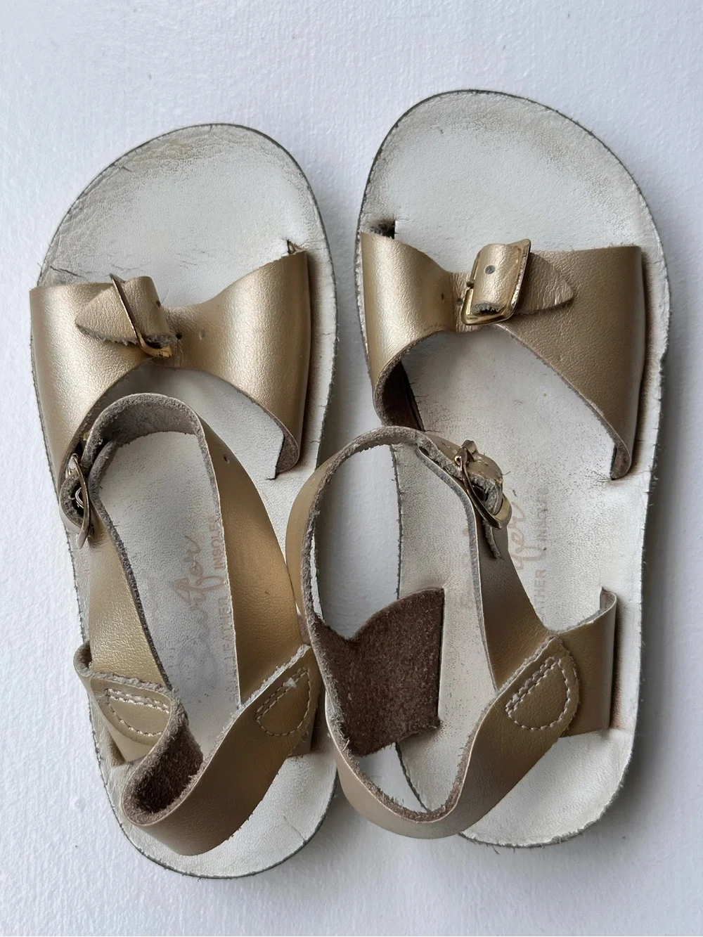Salt Water Sun-San Surfer Sandal Gold Toddler size 11
